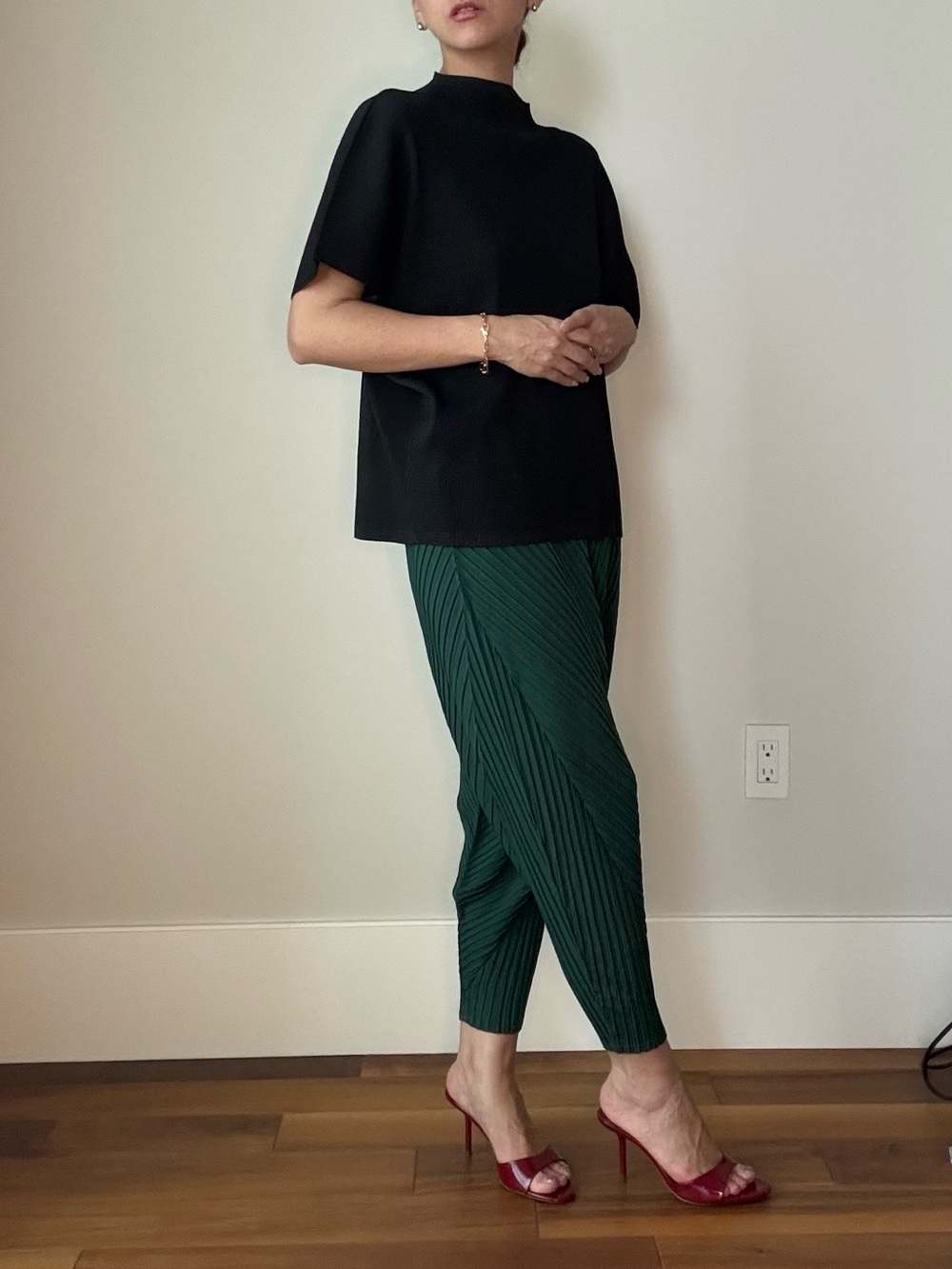 Green Pleated Tapered Pants (ISSEI MIYAKE inspired)
